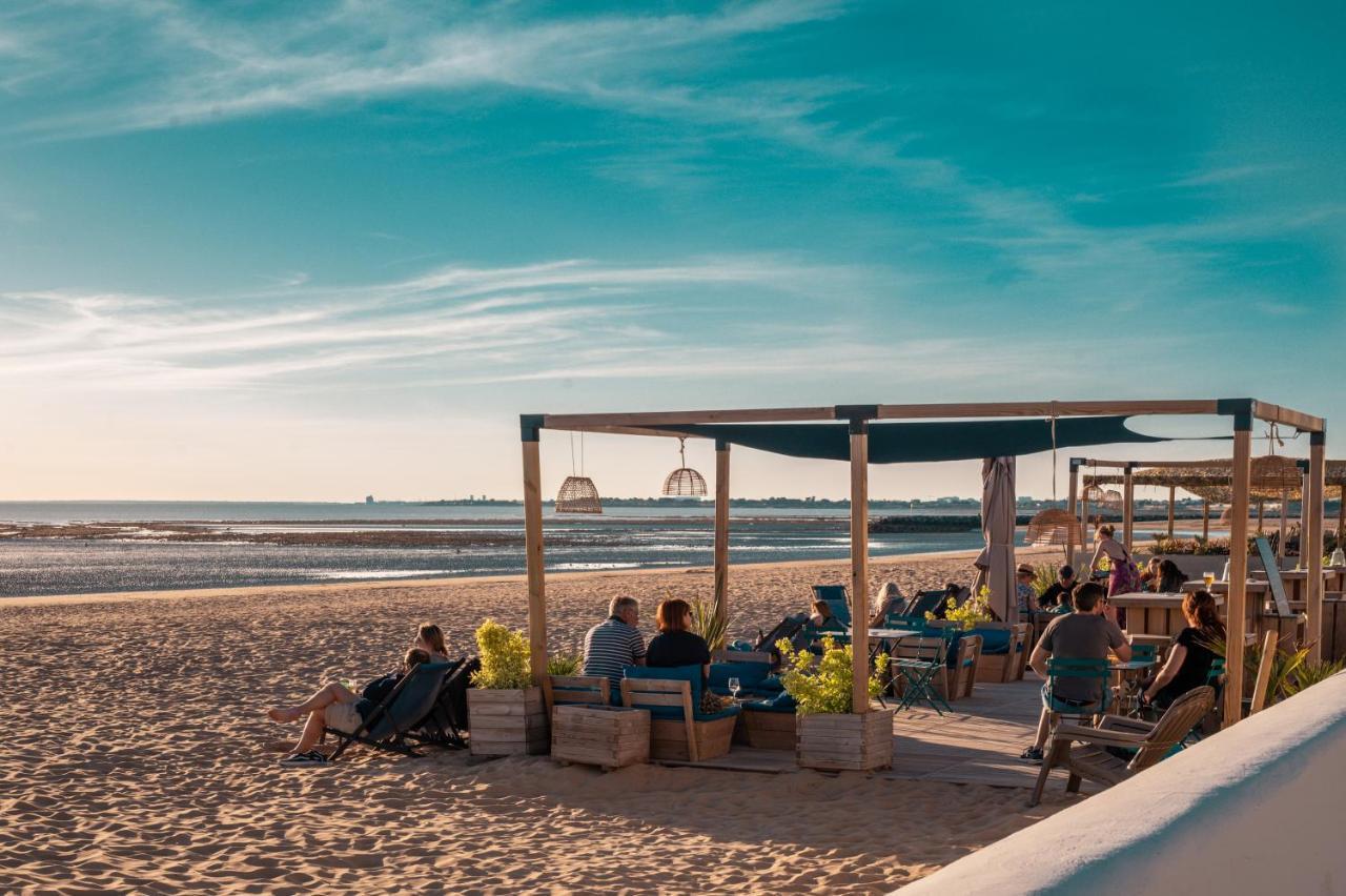 Hotel Le Rivage Vue Sur Mer - Châtelaillon-Plage Exteriör bild