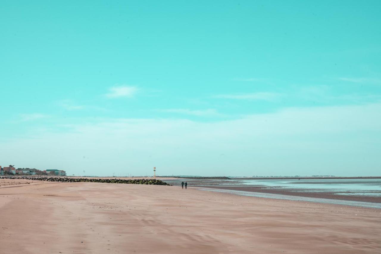 Hotel Le Rivage Vue Sur Mer - Châtelaillon-Plage Exteriör bild